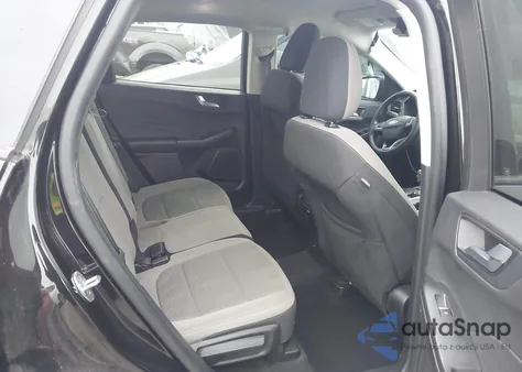 2021 Ford Escape Se z USA, uszkodzony, nr VIN 1FMCU0G67MUB33828